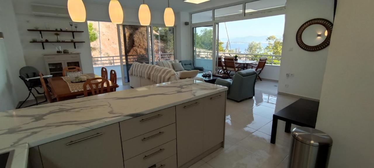 Atlas By Sea Apartment Loutraki  Eksteriør bilde